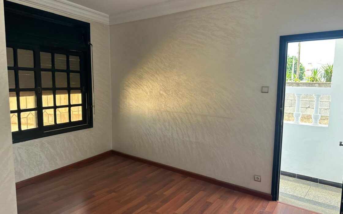 À LOUER – Villa non meublée à usage d’habitation 410m² – Val Fleury, Kénitra