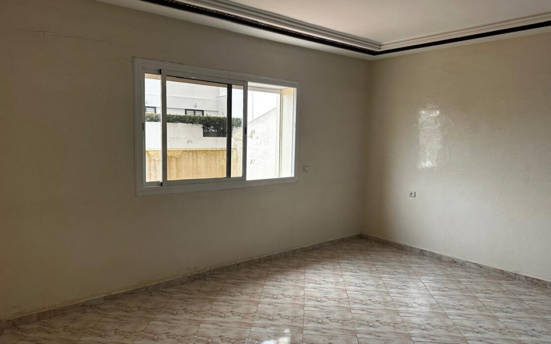 🏡 À LOUER – Appartement non meublé avec grande terrasse – Val Fleury – Kénitra