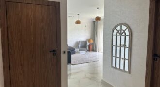À LOUER – Superbe appartement meublé de standing avec terrasse et vue panoramique – Maamora