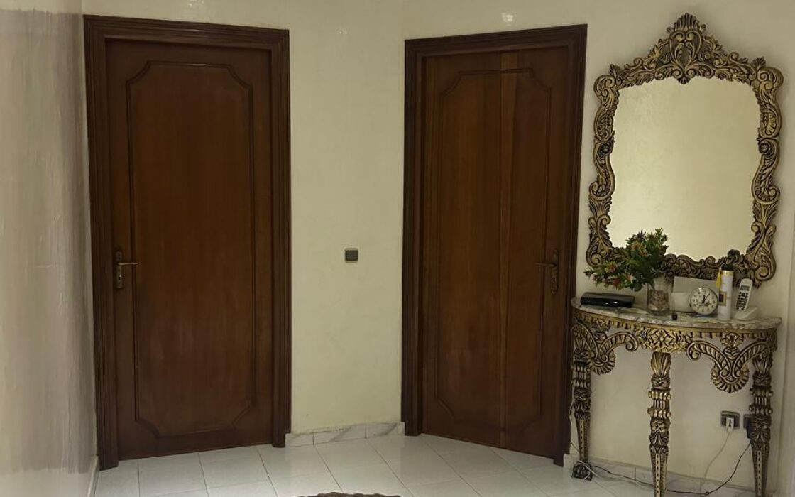 À VENDRE – SPACIEUX APPARTEMENT DE 200 m² – CENTRE-VILLE – KÉNITRA