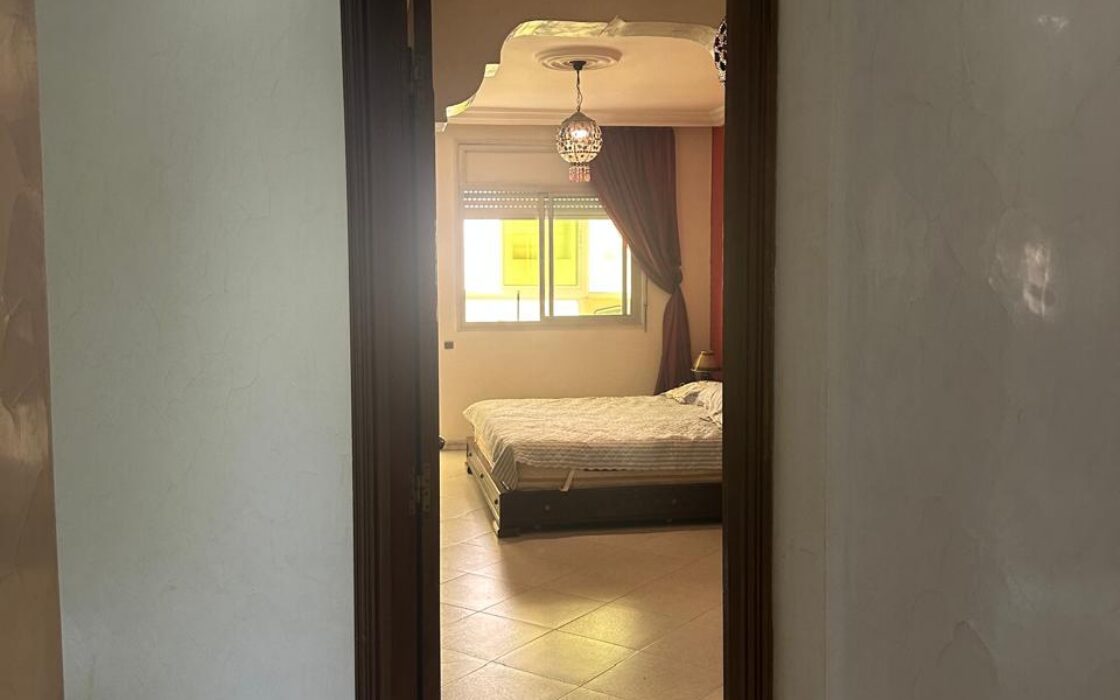 À VENDRE – SPACIEUX APPARTEMENT DE 200 m² – CENTRE-VILLE – KÉNITRA