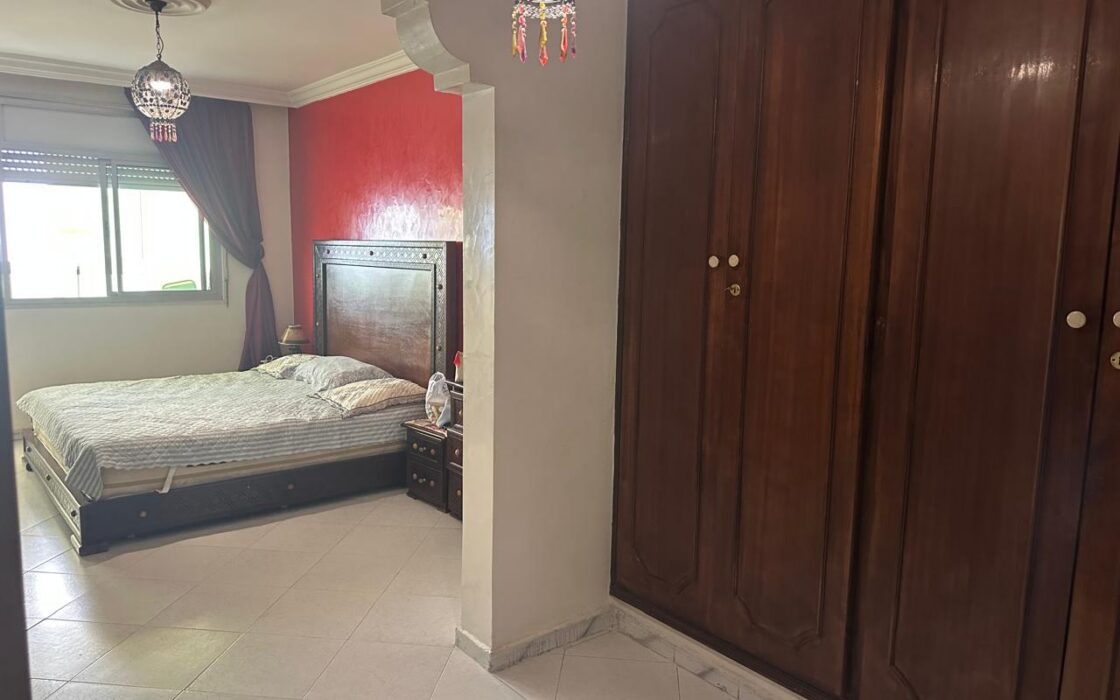 À VENDRE – SPACIEUX APPARTEMENT DE 200 m² – CENTRE-VILLE – KÉNITRA