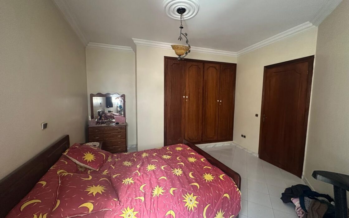 À VENDRE – SPACIEUX APPARTEMENT DE 200 m² – CENTRE-VILLE – KÉNITRA