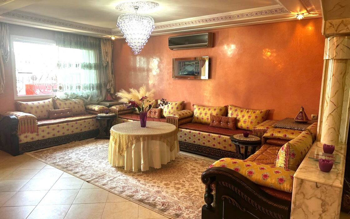 À LOUER – BEL APPARTEMENT MEUBLÉ, SPACIEUX ET ENSOLEILLÉ À MAAMORA