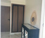 À LOUER – Superbe appartement meublé de standing avec terrasse et vue panoramique – Maamora