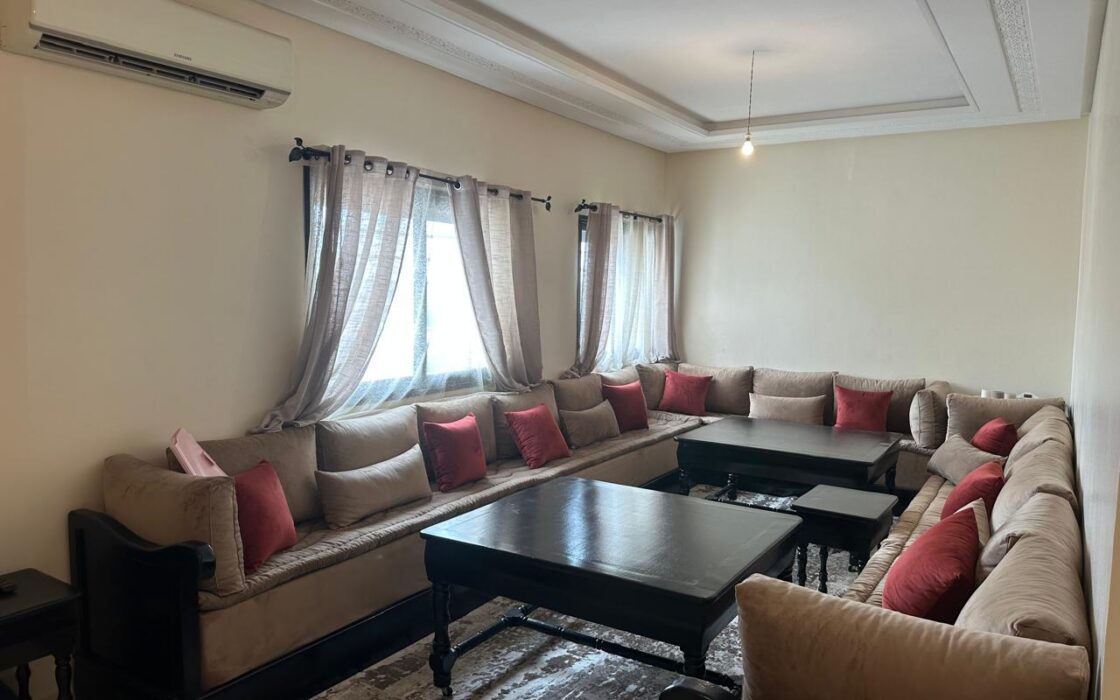 À VENDRE – BEL APPARTEMENT ENSOLEILLÉ À MAAMORA, À 2 MINUTES DE LA GARE