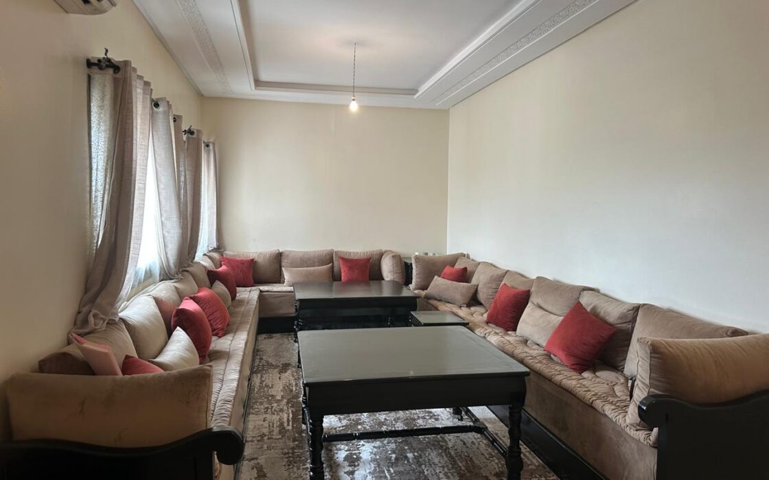 À VENDRE – BEL APPARTEMENT ENSOLEILLÉ À MAAMORA, À 2 MINUTES DE LA GARE