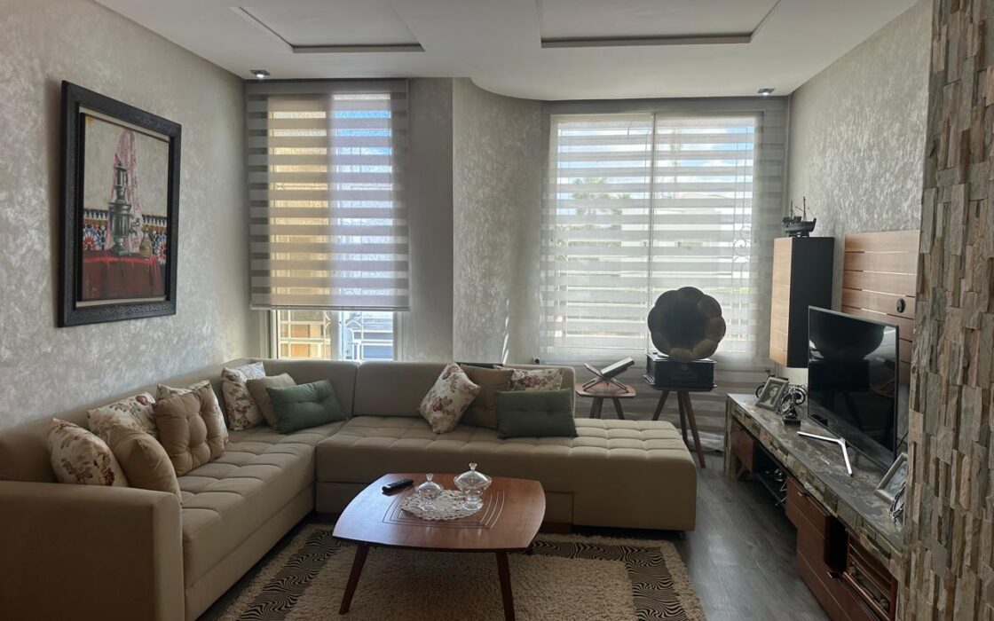 À VENDRE – SUPERBE VILLA EN BANDEE ENTIÈREMENT RÉNOVÉE – HAOUZIA, KÉNITRA